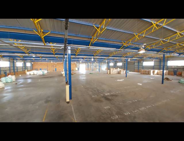4,616M² WAREHOUSE TO LET IN CLAYVILLE